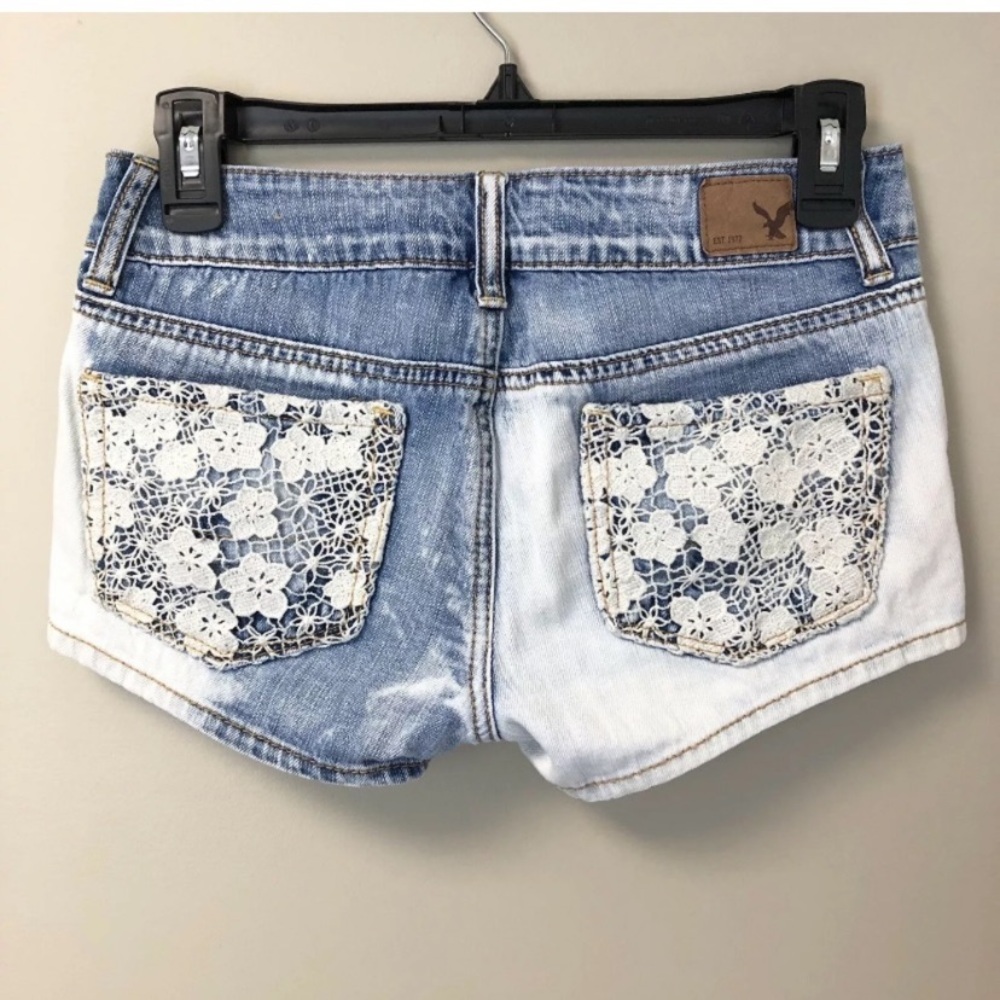American Eagle Jean Shortie Shorts Size 00 Lace Detail Distressed White-Washed - Picture 5 of 8